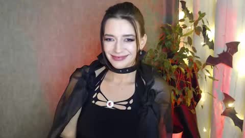 Snapshot of elinapretty chatting on November 2025 12:01:02 AM Elina online show from November 2025 12:01:02 AM