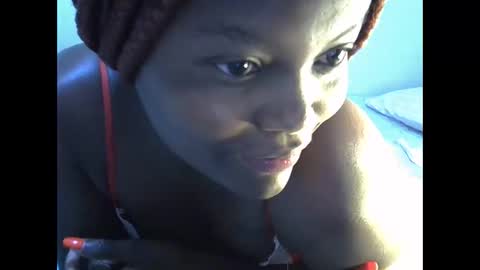 Snapshot of elisa044 chatting on March 2025 03:08:02 AM lisathegoddess online show from March 2025 03:08:02 AM