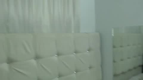 Snapshot of elisa_diaz_14 chatting on December 2024 05:04:01 AM Elisa Diaz online show from December 2024 05:04:01 AM