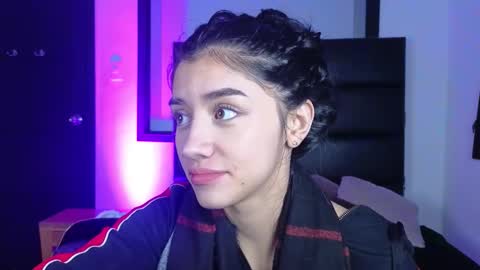 Elisa Soul online show from November 2025 12:49:02 PM