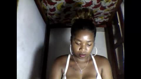 elisabeth2525 online show from October 2025 06:51:02 PM