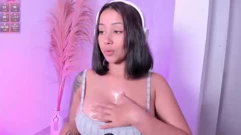 Snapshot of elissa_dominguez chatting on September 2025 11:48:01 PM Elissa online show from September 2025 11:48:01 PM