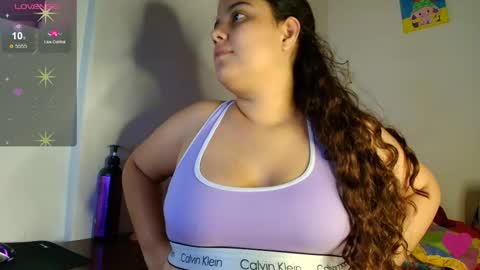 Snapshot of elisuarez_ chatting on October 2025 05:39:02 AM Eliss online show from October 2025 05:39:02 AM