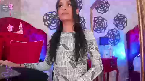 Snapshot of elizabet_taylor_ chatting on October 2025 03:57:02 PM Elizabet Taylor online show from October 2025 03:57:02 PM