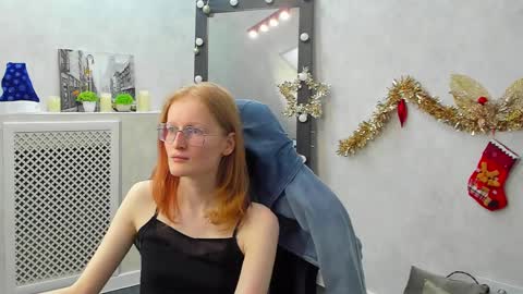 Elizabeth online show from January 2025 07:04:02 AM