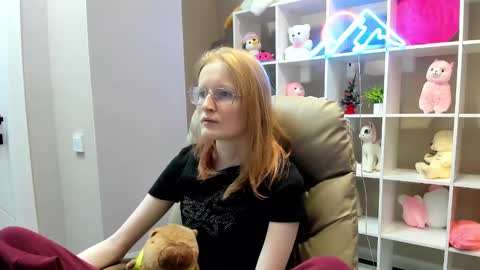 Elizabeth online show from January 2025 08:32:02 AM