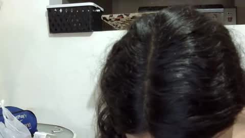 Elizabeth Martinez  online show from October 2025 03:18:01 PM