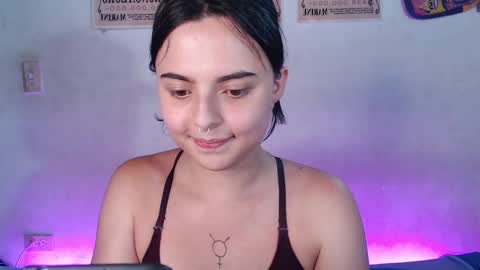Elizabeth Taylor online show from March 2025 02:17:02 AM