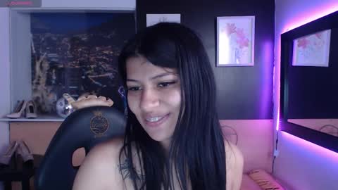 elizabeth_williamss online show from September 2025 01:02:02 PM