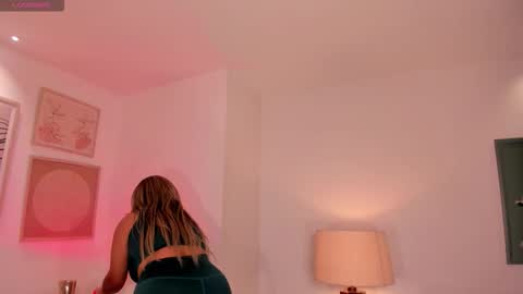 Snapshot of elizabethbennett_ chatting on October 2025 11:42:02 PM Call me Eli online show from October 2025 11:42:02 PM