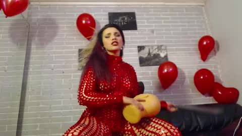   online show from February 2025 09:55:01 PM
