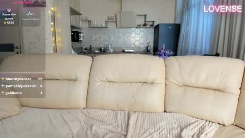 Eliz                               online show from March 2025 03:07:02 PM