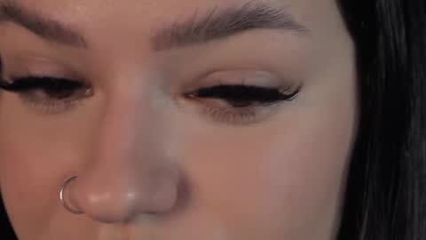 elizzza_ online show from February 2025 12:14:02 PM