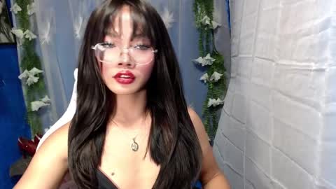 Ella online show from October 2025 02:23:02 AM