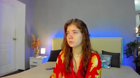 Ella Mayers online show from February 2025 01:53:02 PM