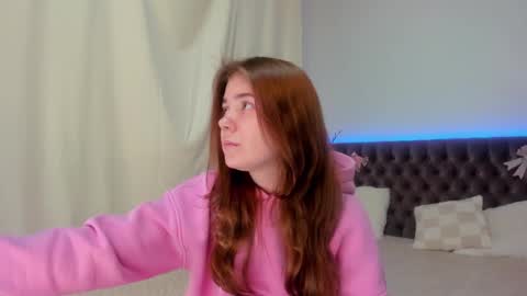 Ella Mayers online show from March 2025 09:43:02 PM