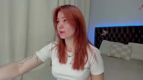 Ella Mayers online show from September 2025 12:26:01 PM