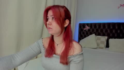 Ella Mayers online show from September 2025 11:59:01 AM