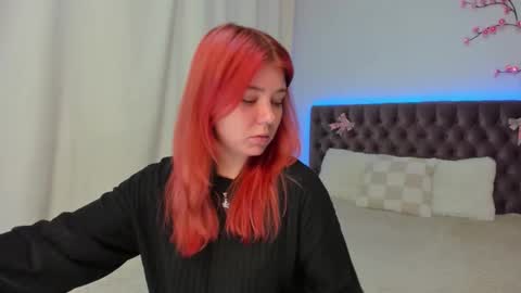 Ella Mayers online show from October 2025 12:26:02 PM