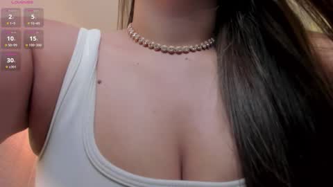 EllaClark online show from November 2025 03:46:01 PM