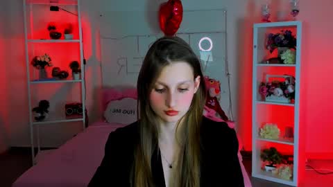 Ella online show from February 2025 06:09:02 PM