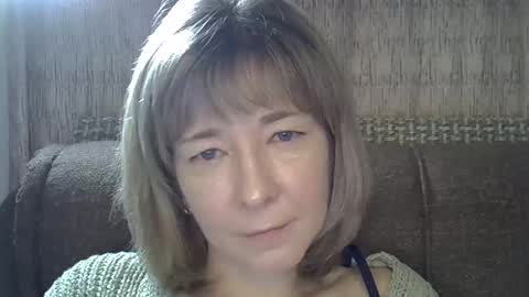 ellajohnsonx online show from March 2025 04:51:02 PM