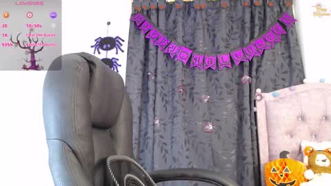 Ella Amoneth online show from October 2025 07:36:02 PM