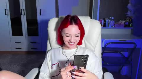 ellales online show from October 2025 08:42:02 AM