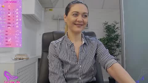            online show from February 2025 08:10:01 PM