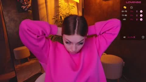 Snapshot of ellamilla chatting on January 2025 05:20:01 AM ellamilla online show from January 2025 05:20:01 AM