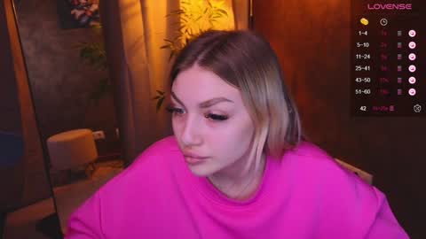 Snapshot of ellamilla chatting on January 2025 08:22:01 AM ellamilla online show from January 2025 08:22:01 AM
