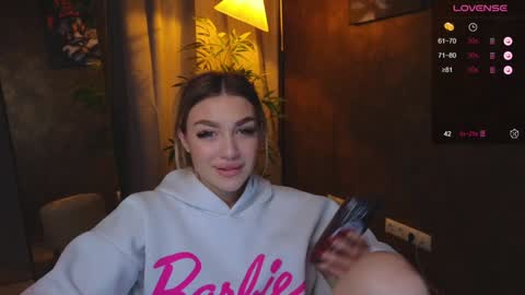 Snapshot of ellamilla chatting on January 2025 11:29:02 AM ellamilla online show from January 2025 11:29:02 AM