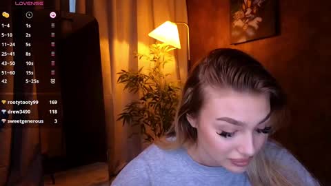 Snapshot of ellamilla chatting on January 2025 08:38:02 AM ellamilla online show from January 2025 08:38:02 AM