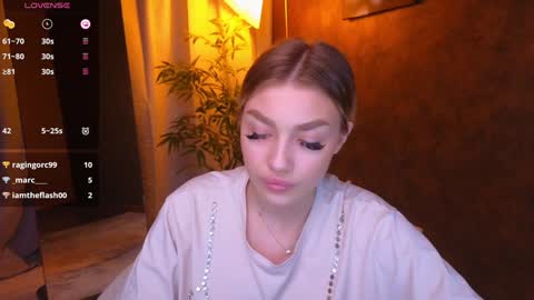 Snapshot of ellamilla chatting on January 2025 11:47:02 AM ellamilla online show from January 2025 11:47:02 AM