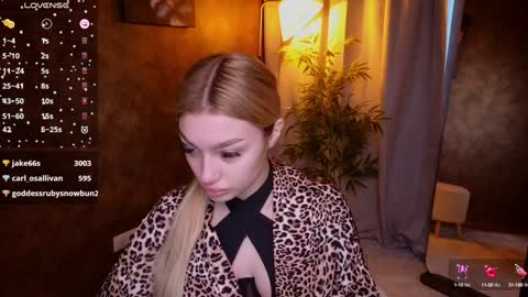 Snapshot of ellamilla chatting on January 2025 05:48:02 AM ellamilla online show from January 2025 05:48:02 AM