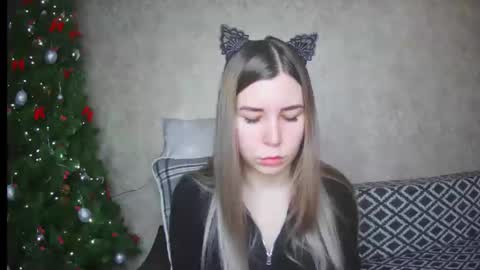 EllaNuar online show from January 2025 01:13:02 AM