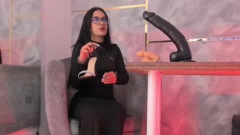 Snapshot of ellaochoa chatting on November 2025 11:21:01 AM ella online show from November 2025 11:21:01 AM