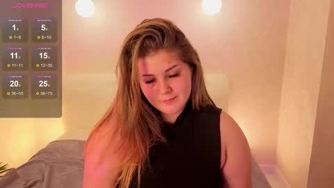 Snapshot of ellaya_ chatting on November 2025 11:36:02 PM Scarlet online show from November 2025 11:36:02 PM