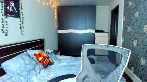 Luna online show from October 2025 01:44:02 PM