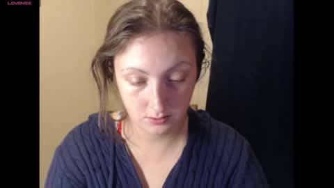 elle online show from November 2025 12:04:01 PM