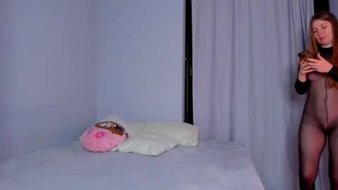 Snapshot of ellenmays chatting on March 2025 07:04:02 PM Ellen online show from March 2025 07:04:02 PM