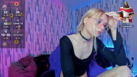 Ellie online show from February 2025 10:37:02 AM