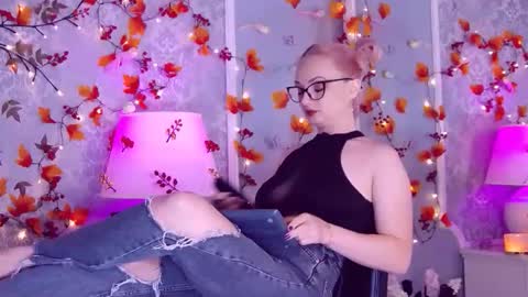 Elliana online show from September 2025 02:55:02 AM