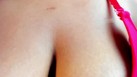  Ellie   online show from December 2024 05:59:02 PM