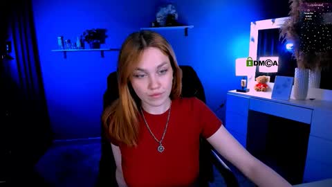 Ellie online show from September 2025 08:03:01 PM