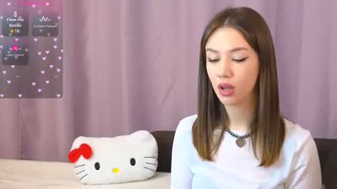 ellie online show from October 2025 07:47:02 PM