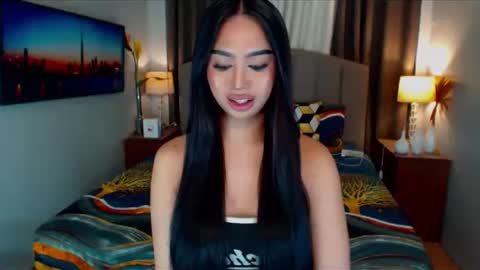 ellie online show from December 2024 09:41:02 PM