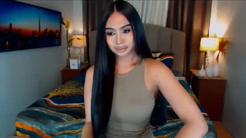 ellie online show from December 2024 09:54:01 PM
