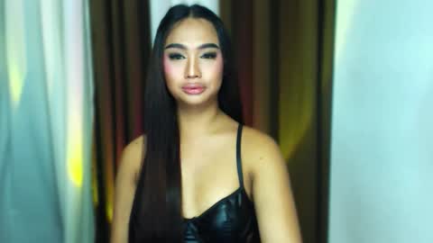 Snapshot of elliecummers chatting on October 2025 06:16:02 PM ellie online show from October 2025 06:16:02 PM