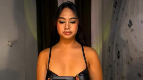 Snapshot of elliecummers chatting on October 2025 02:17:02 PM ellie online show from October 2025 02:17:02 PM